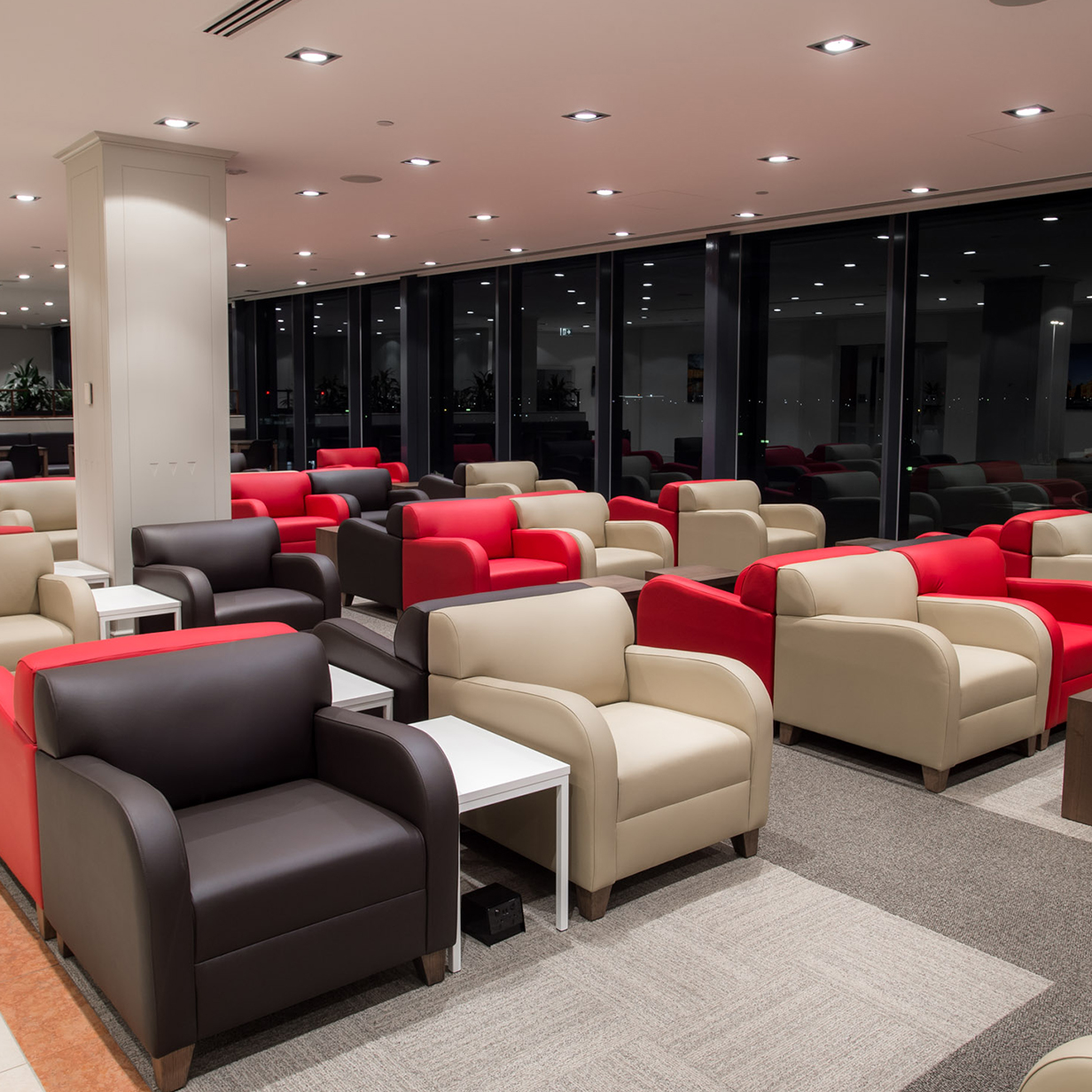 Melbourne Tullamarine Airport Lounge, , small